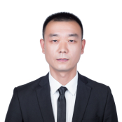 名匠别墅大宅装修金牌管家钟鹏